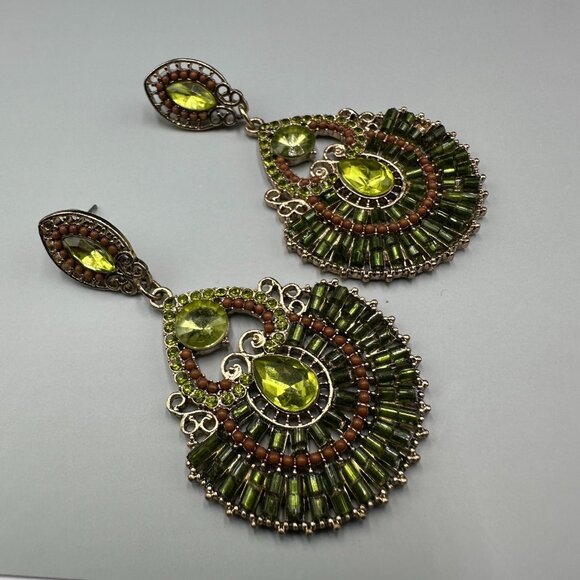 Green Chandelier Earrings Gold Tone Rhinestone Beaded Pierced Statement 2" - Picture 6 of 9